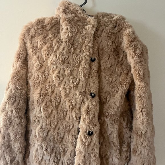 BCBG Faux fur jacket - Picture 1 of 3